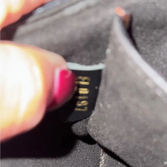 Louis Vuitton Monogram Brown and Black Satchel - Picture 9 of 9